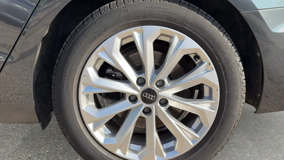 AUDI A4 A4 40 TFSI mHEV S tronic