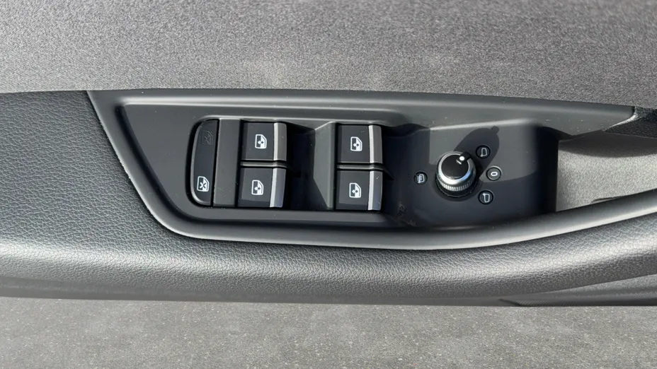 AUDI A4 A4 40 TFSI mHEV S tronic