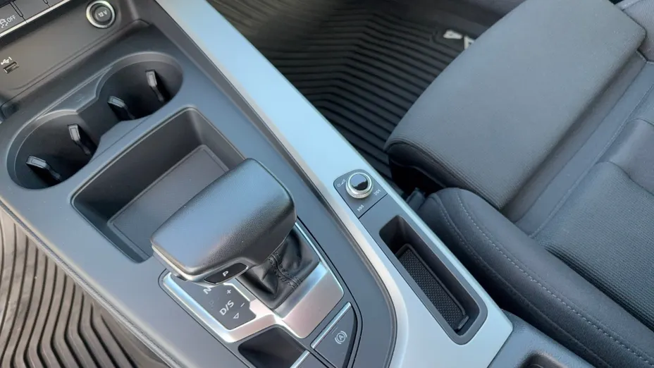 AUDI A4 A4 40 TFSI mHEV S tronic
