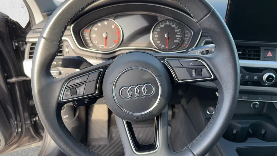 AUDI A4 A4 40 TFSI mHEV S tronic