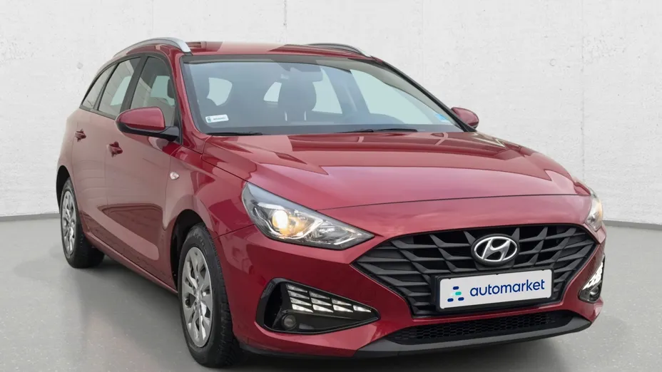 HYUNDAI i30 i30 1.5 DPI Classic +