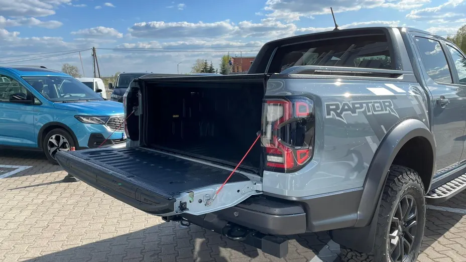 FORD Ranger Ranger 2.0 EcoBlue Bi-Turbo 4x4 DC Raptor aut Nowy