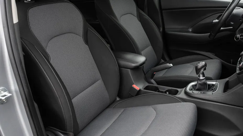 HYUNDAI i30 i30 1.0 T-GDI Modern