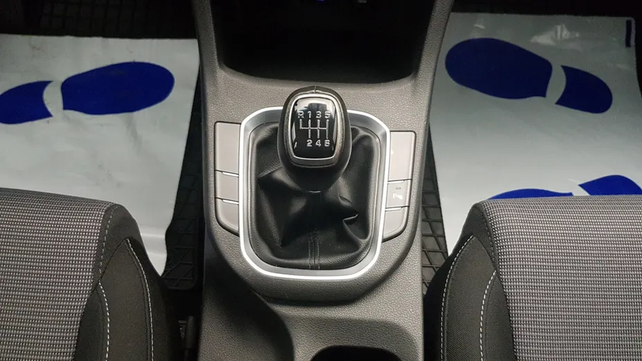 HYUNDAI i30 i30 1.0 T-GDI Modern