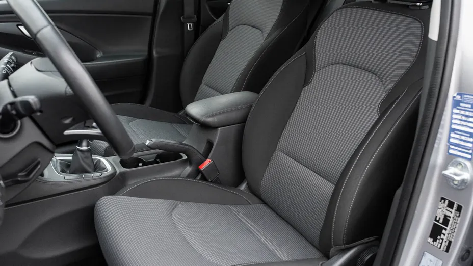 HYUNDAI i30 i30 1.5 DPI Classic +