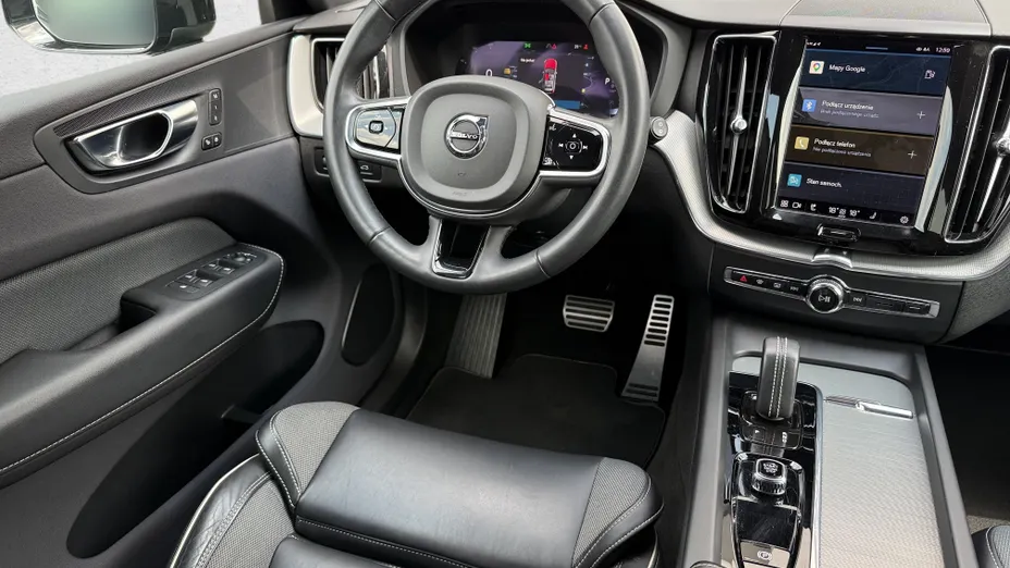 VOLVO XC60 XC60 B4 B Plus Dark aut