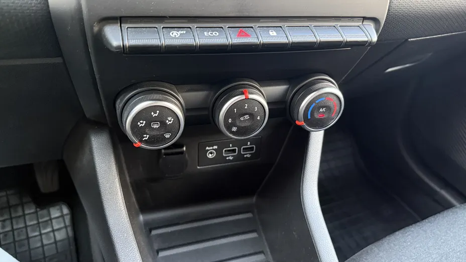 RENAULT Clio Clio 1.0 TCe Equilibre