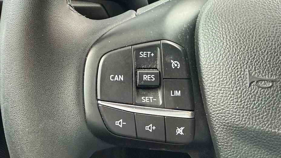 FORD Focus Focus 1.0 EcoBoost mHEV Titanium aut