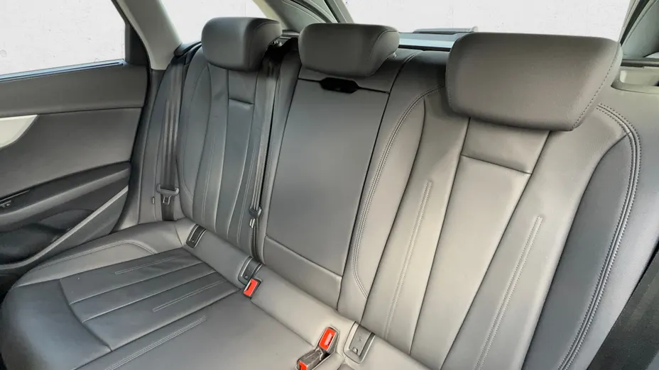 AUDI A4 A4 40 TFSI mHEV Advanced S tronic