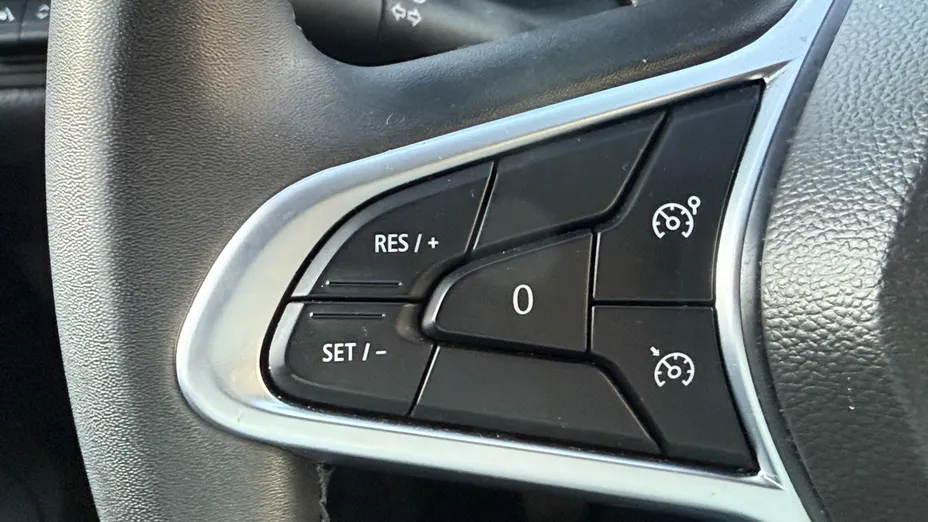 RENAULT Clio Clio 1.0 TCe Equilibre