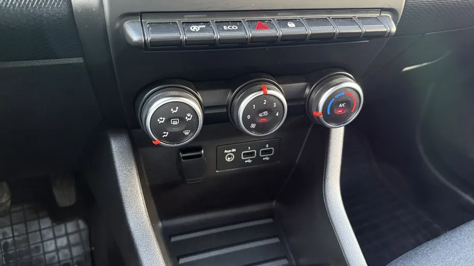 RENAULT Clio Clio 1.0 TCe Equilibre