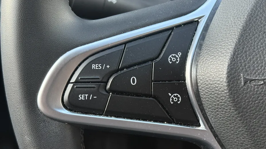 RENAULT Clio Clio 1.0 TCe Equilibre