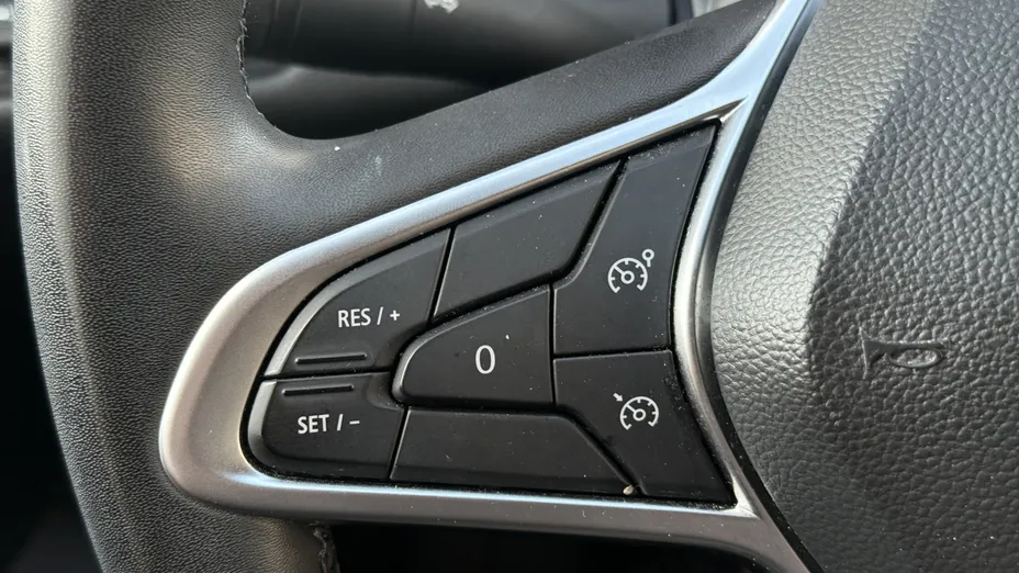 RENAULT Clio Clio 1.0 TCe Equilibre