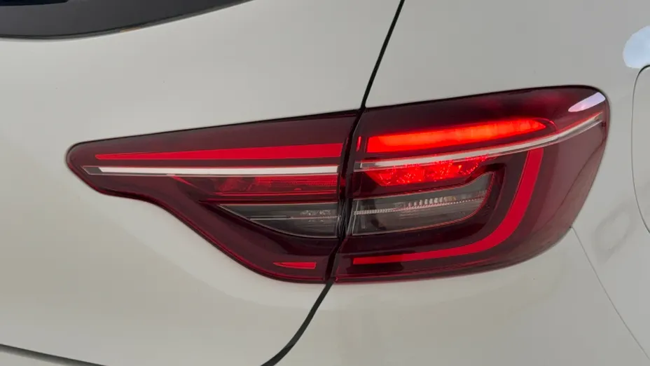 RENAULT Clio Clio 1.0 TCe Equilibre