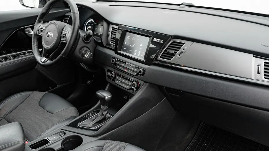 KIA Niro Niro 1.6 GDI Hybrid M