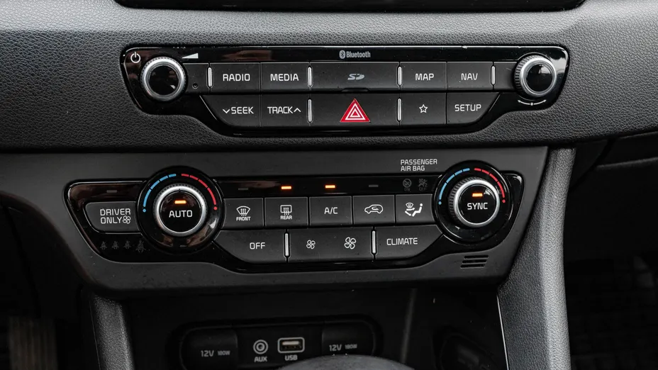 KIA Niro Niro 1.6 GDI Hybrid M