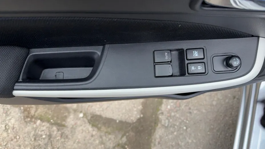 SUZUKI Swift Swift 1.2 Dualjet SHVS Premium CVT