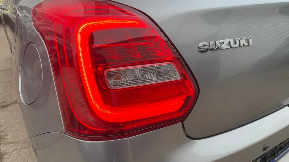 SUZUKI Swift Swift 1.2 Dualjet SHVS Premium CVT