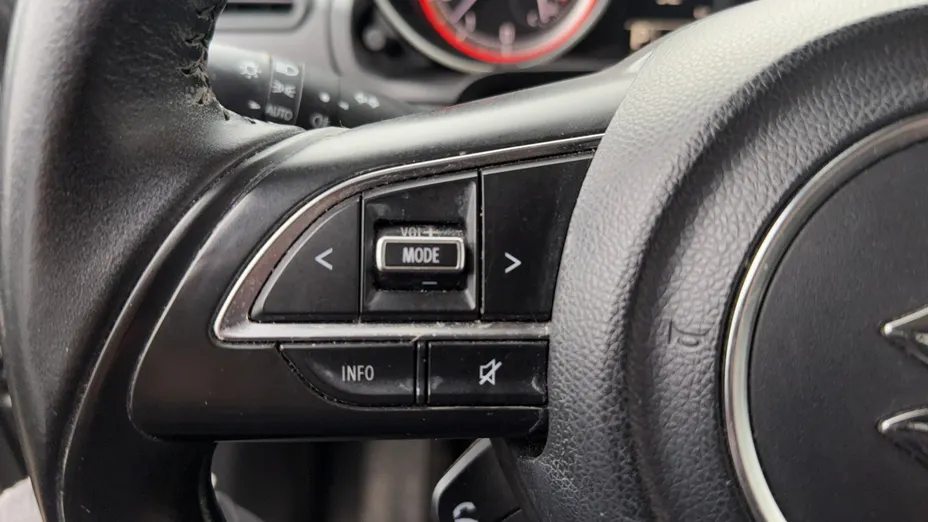 SUZUKI Swift Swift 1.2 Dualjet SHVS Premium CVT