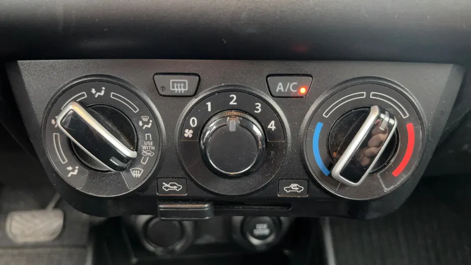 SUZUKI Swift Swift 1.2 Dualjet SHVS Premium CVT