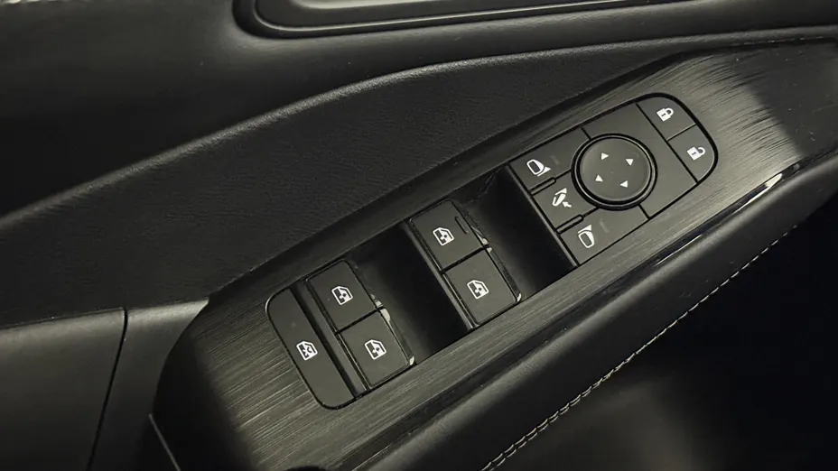 NISSAN Qashqai Qashqai 1.3 DIG-T mHEV N-Connecta Xtronic