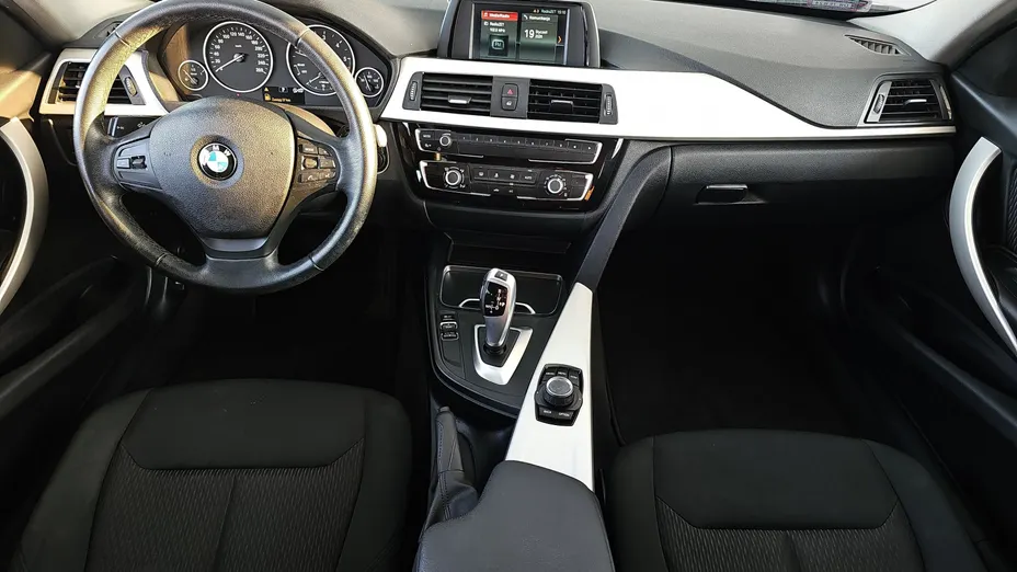 BMW Seria 3 318d aut