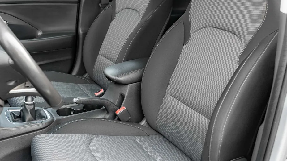 HYUNDAI i30 i30 1.5 DPI Classic +