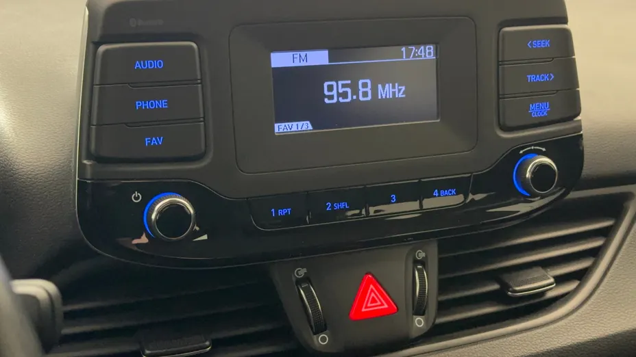 HYUNDAI i30 i30 1.5 DPI Modern