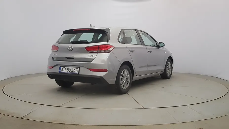 HYUNDAI i30 i30 1.5 DPI Classic +