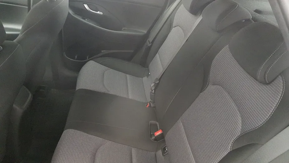 HYUNDAI i30 i30 1.5 DPI Classic +