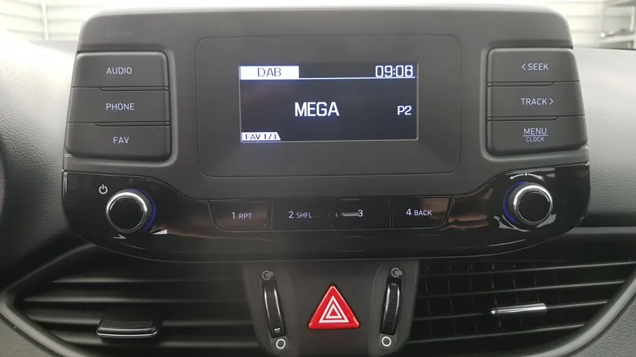 HYUNDAI i30 i30 1.5 DPI Classic +