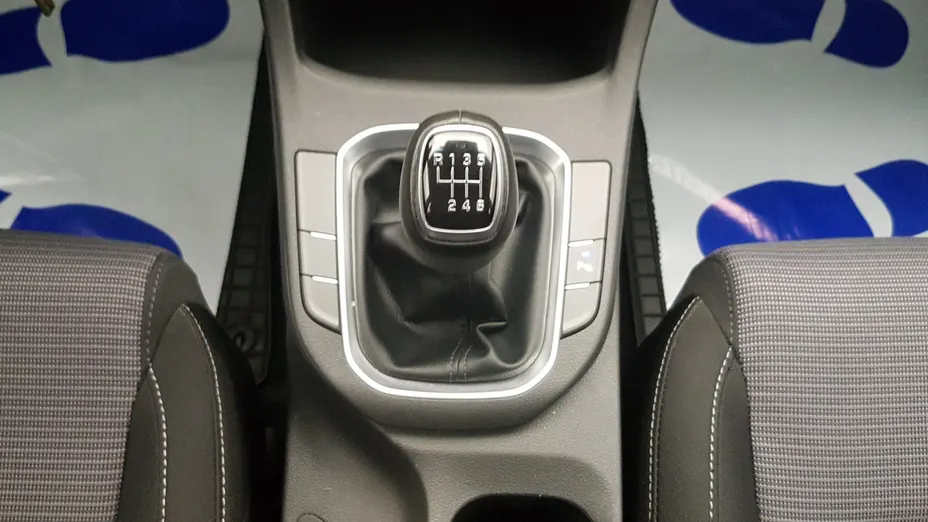 HYUNDAI i30 i30 1.5 DPI Classic +