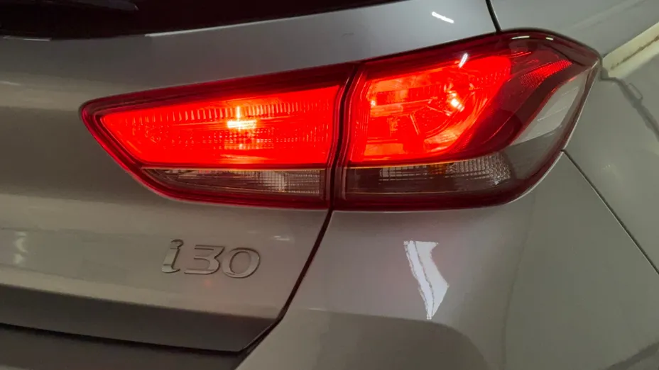 HYUNDAI i30 i30 1.5 DPI Classic +