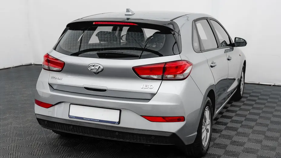 HYUNDAI i30 i30 1.5 DPI Classic +