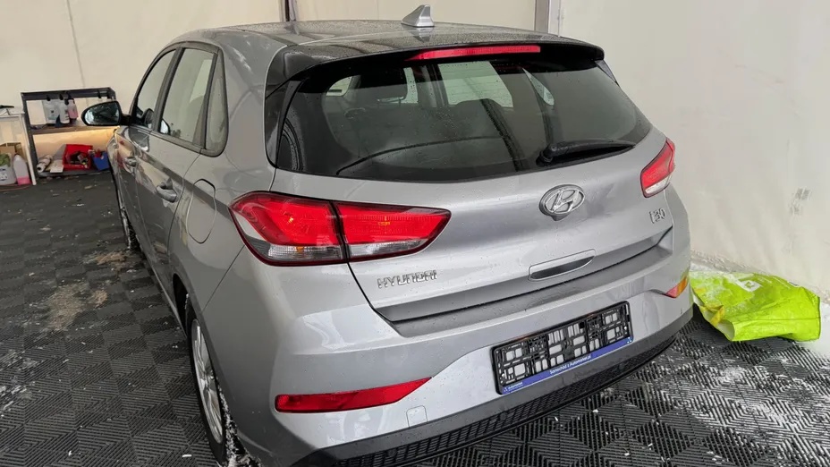 HYUNDAI i30 i30 1.5 DPI Classic +