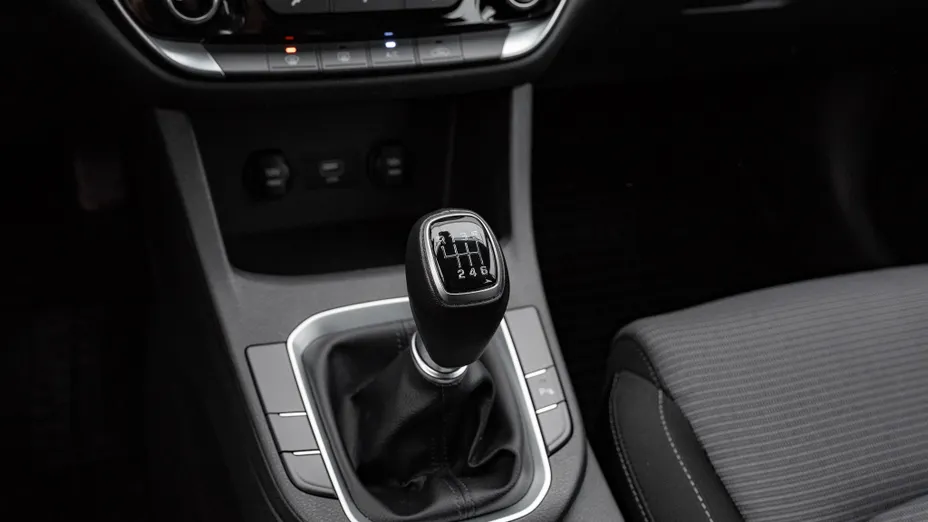 HYUNDAI i30 i30 1.5 DPI Classic +