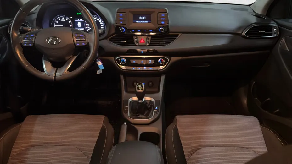 HYUNDAI i30 i30 1.5 DPI Classic +