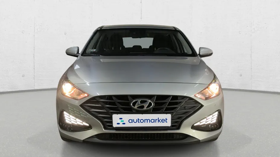 HYUNDAI i30 i30 1.5 DPI Classic +