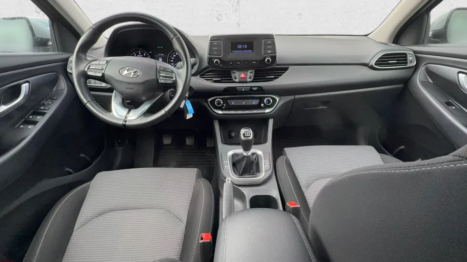 HYUNDAI i30 i30 1.5 DPI Classic +