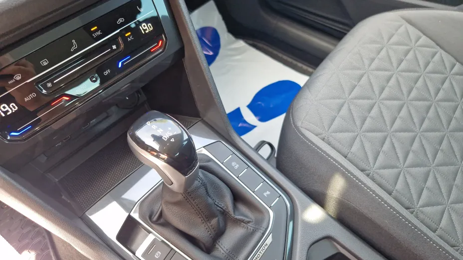 VOLKSWAGEN Tiguan Tiguan 2.0 TDI SCR 4Mot. Life DSG