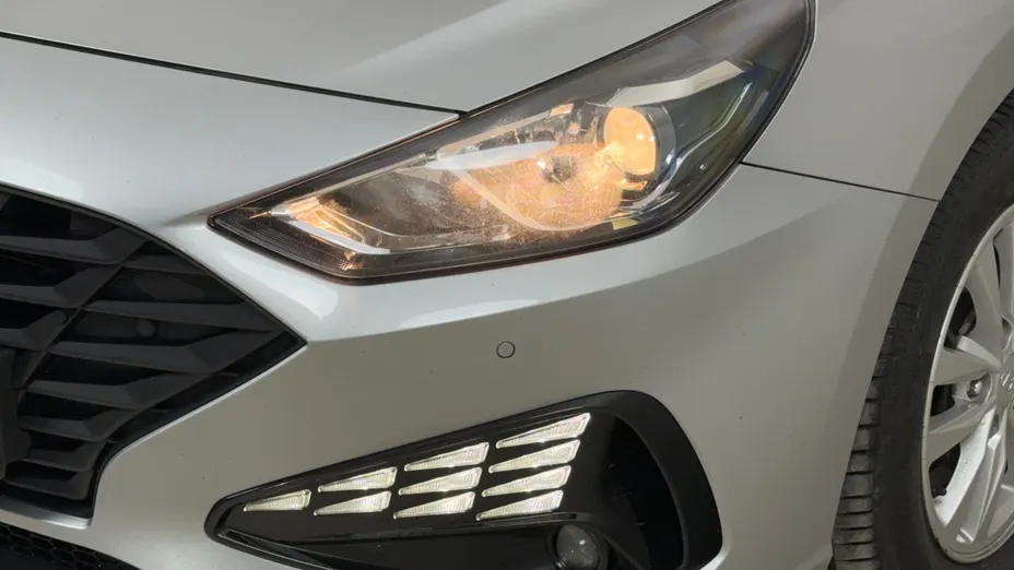 HYUNDAI i30 i30 1.5 DPI Classic +