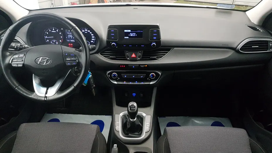 HYUNDAI i30 i30 1.5 DPI Classic +