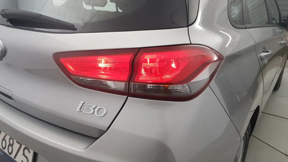 HYUNDAI i30 i30 1.5 DPI Classic +