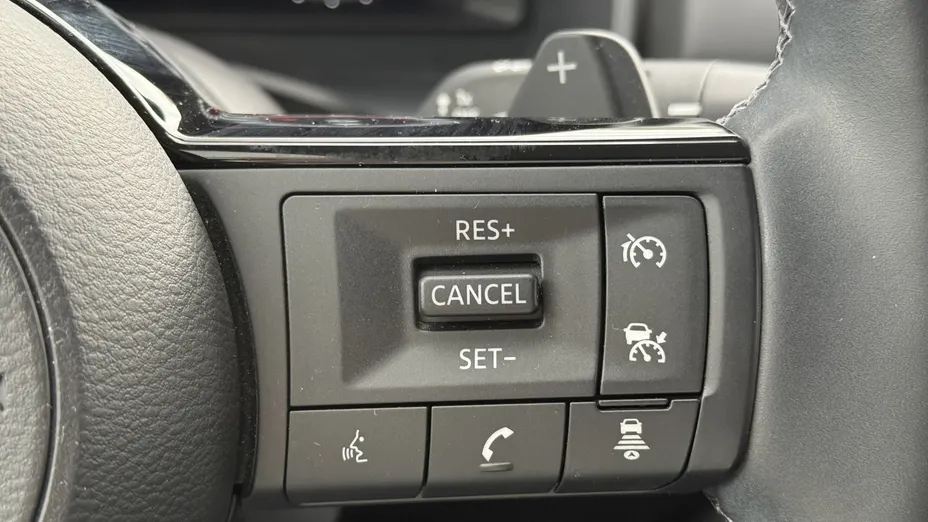 NISSAN Qashqai Qashqai 1.3 DIG-T mHEV N-Connecta Xtronic