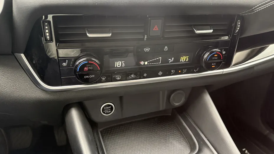 NISSAN Qashqai Qashqai 1.3 DIG-T mHEV N-Connecta Xtronic