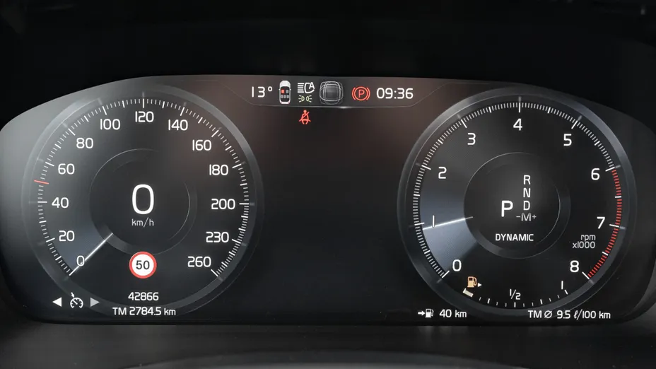 VOLVO XC40 XC40 T3 Momentum Pro aut