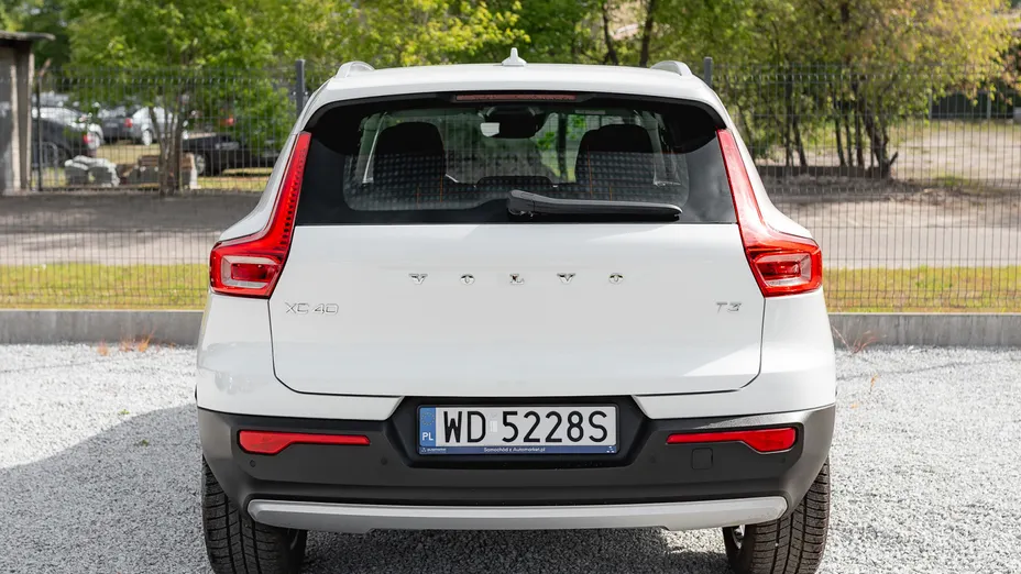 VOLVO XC40 XC40 T3 Momentum Pro aut