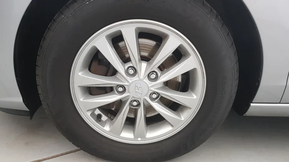 HYUNDAI i30 i30 1.0 T-GDI Modern