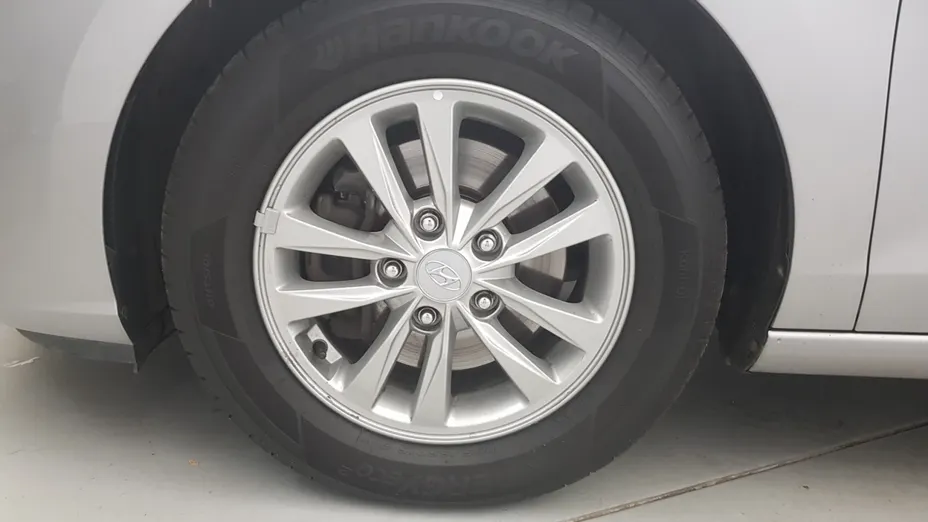 HYUNDAI i30 i30 1.0 T-GDI Modern