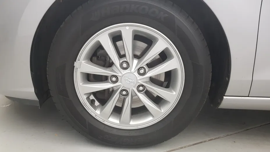 HYUNDAI i30 i30 1.0 T-GDI Modern